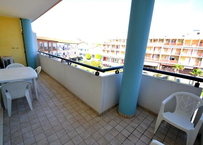 Apartment Cozy Escape With Relaxing Terrace