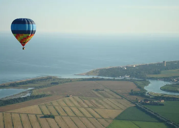 Cozy Escape With Relaxing Terrace *