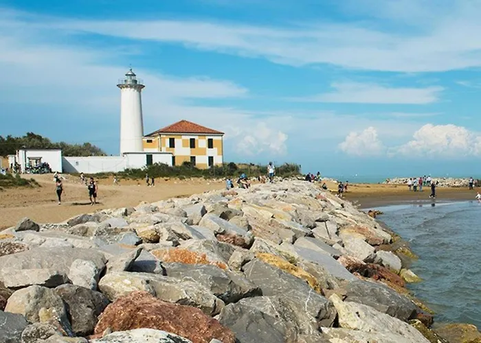 Cozy Escape With Relaxing Terrace *